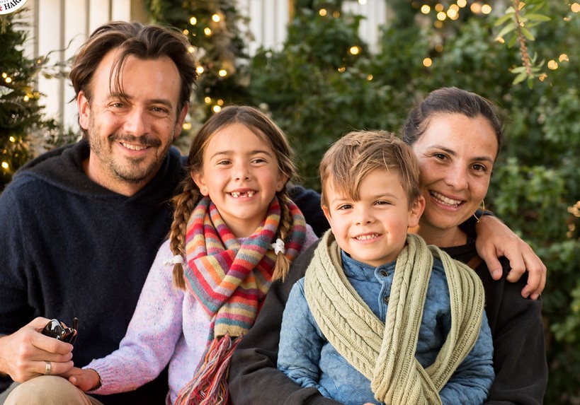 Feeding and Fighting&nbsp;Familiarity